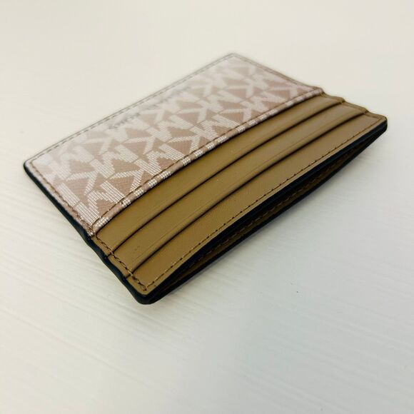 Michael Kors Cooper Ombré Logo Tall Card Case Husk - Picture 3 of 3